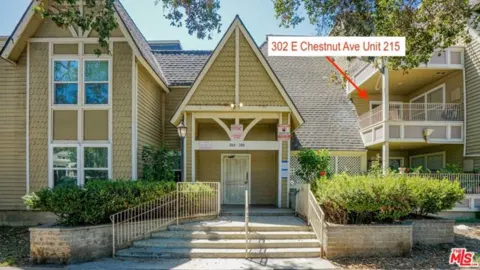 302 E Chestnut Avenue #215 Photo