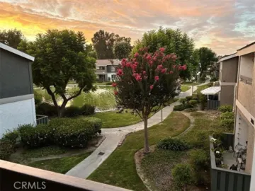 2867 S Fairview #F Photo