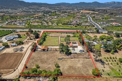 35820 Pauba Road Photo