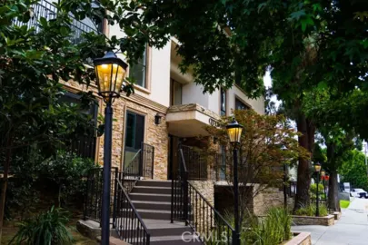 15344 Weddington Street #104 Photo