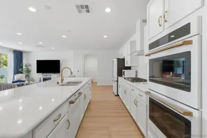 34490 Bloomberry Road Photo