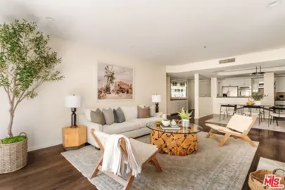 11855 Goshen Avenue #104 Photo