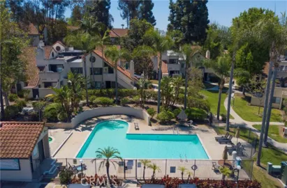 333 N Melrose Drive #E Photo
