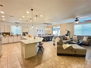 25362 Lone Acres Photo