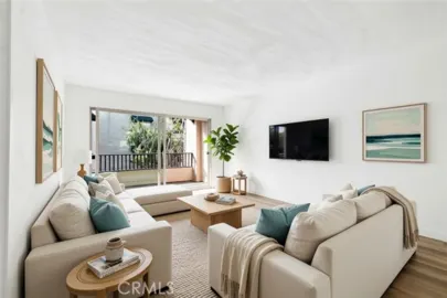 2514 Clairemont #107 Photo