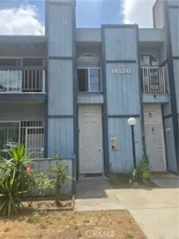 14520 Plummer #5 Photo