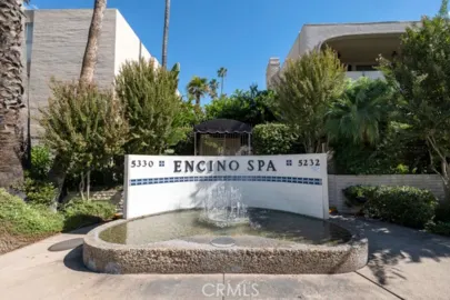 5330 Lindley Avenue #209 Photo