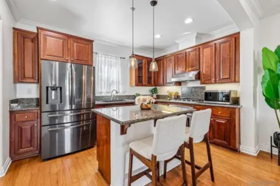 16917 Vasquez #70 Photo