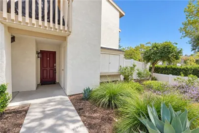 23351 La Glorieta #C Photo