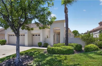 40221 Colony Photo