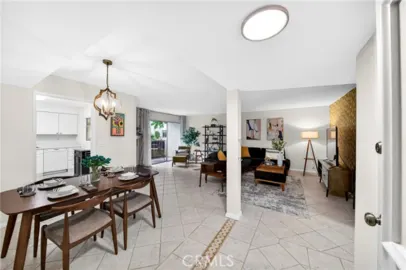 15020 Victory Boulevard #104 Photo