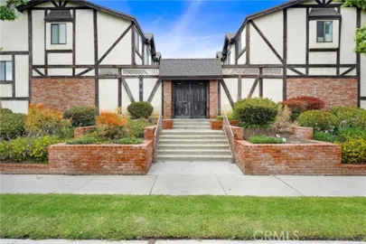 20737 Roscoe Boulevard #203 Photo