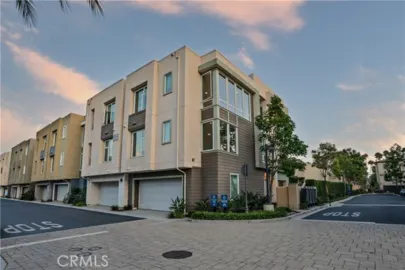 2765 Doheny Photo