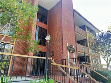 3200 W Riverside Drive #M Photo
