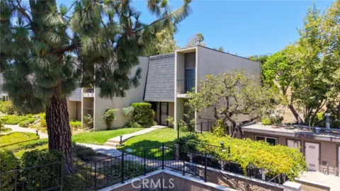 1225 Rosecrans #36A Photo