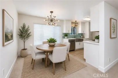 11138 Aqua Vista Street #19 Photo