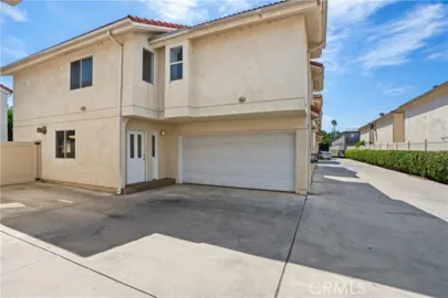 18334 Keswick Street Photo