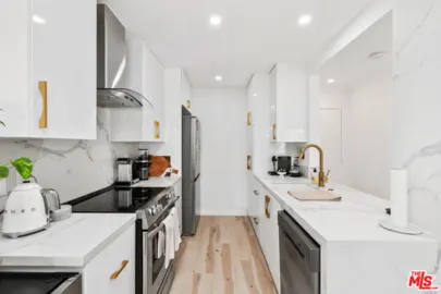 1222 N Olive Drive #201 Photo