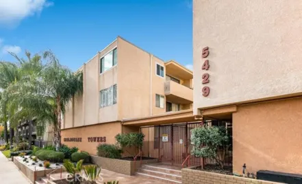 5429 Newcastle Avenue #313 Photo