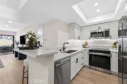 278 N Wilshire #B31 Photo