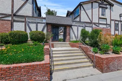 20737 Roscoe Boulevard #703 Photo