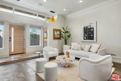 2408 34th Street #4 Photo