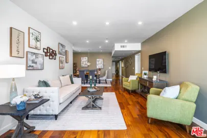 1540 Amherst Avenue #PH2 Photo