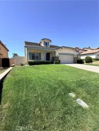 42641 Hussar Court Photo