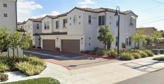 17540 Cameron #102 Photo