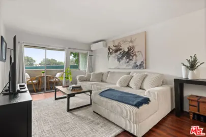 4900 Overland Avenue #196 Photo