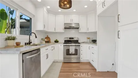 2160 W Wellington Circle Photo