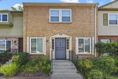1262 Denver Lane #B Photo
