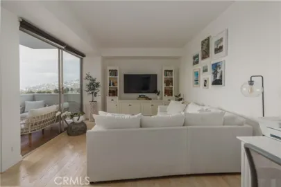 7250 Franklin Avenue #1008 Photo
