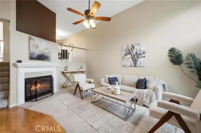 5455 Sylmar #1402 Photo