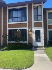 25885 Trabuco #304 Photo