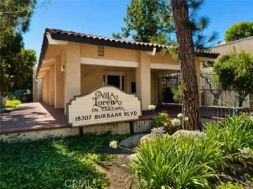 18307 Burbank Photo