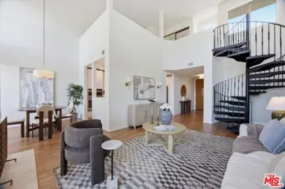 1271 Granville Avenue #402 Photo