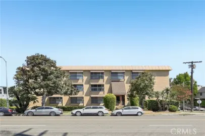 11507 Moorpark Street ##305 Photo