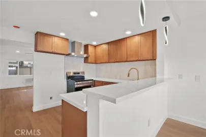 655 W 6th #A Photo