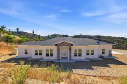 47400 Vaquero Photo