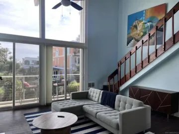 25 Spinnaker Street #12 Photo