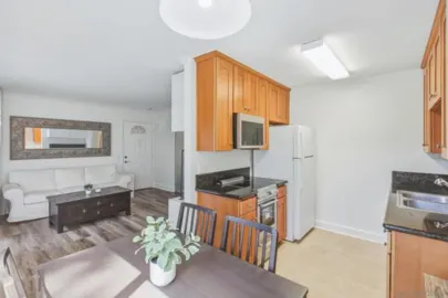 8581 Villa La Jolla #J Photo