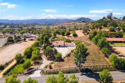 39555 Avenida Bonita Photo