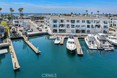 2600 Newport Photo