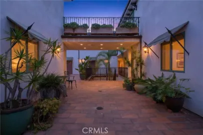 4301 Los Feliz #12 Photo