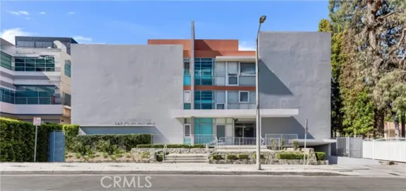 4807 Woodley Avenue #208 Photo