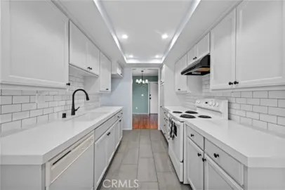 3663 Country Club Drive #E Photo
