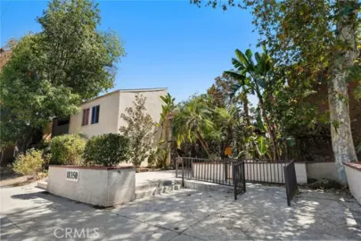 18350 Hatteras Street #178 Photo