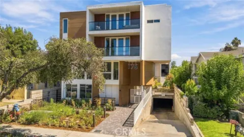176 N Catalina Avenue #102 Photo