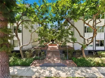 5870 Green Valley #323 Photo